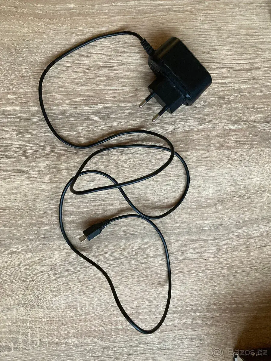 Nabíječka micro USB-B