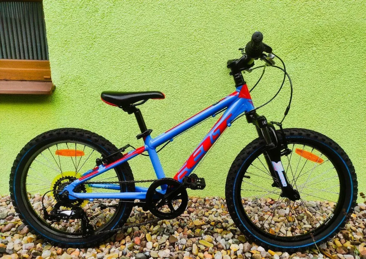 Značkové dětské horské kolo Felt 20"