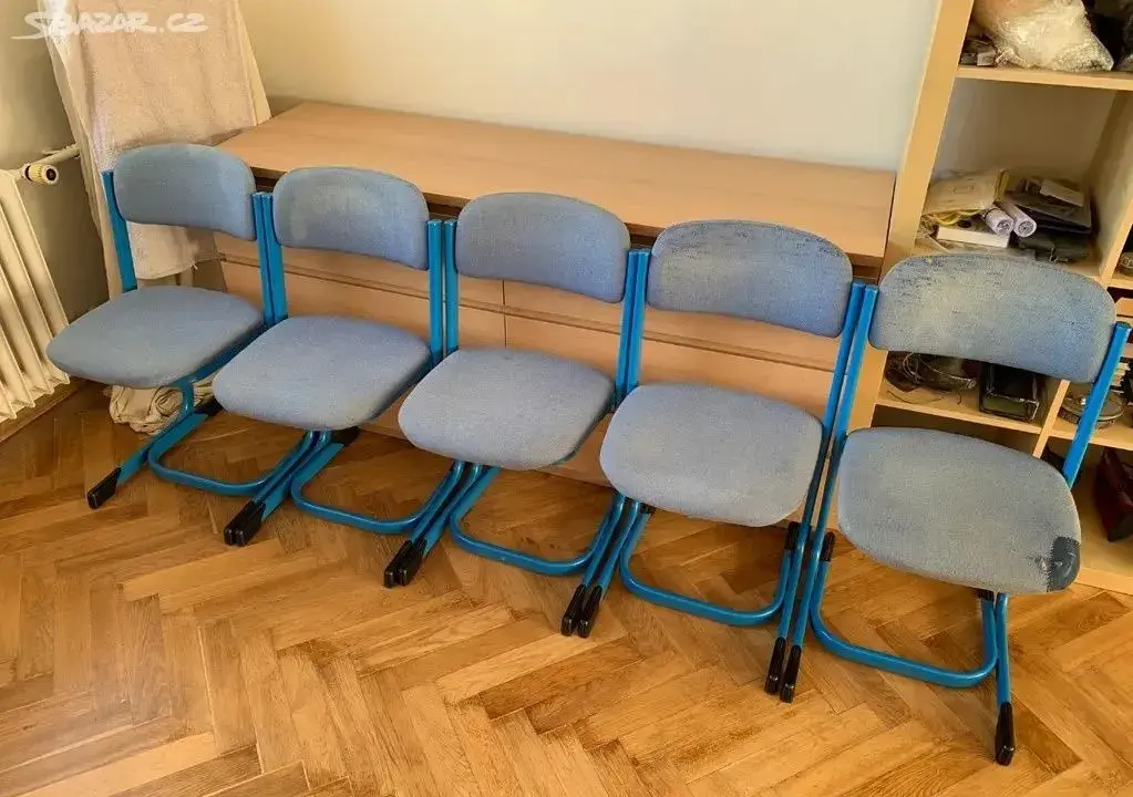 Školní židle