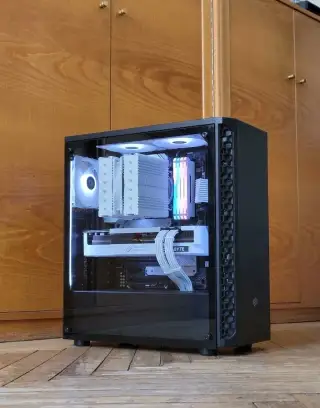 Počítačová skříň SilentiumPC Regnum