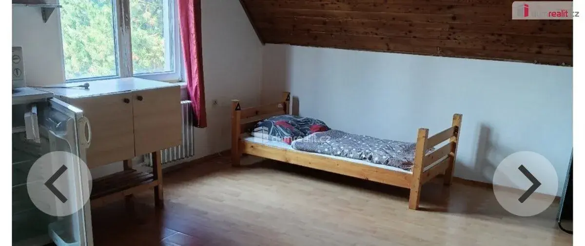 Pronájem lůžka v pokoji 30m2, Praha 10 Uhřiněves
