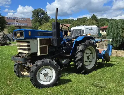 Malotraktor trakturek 4×4