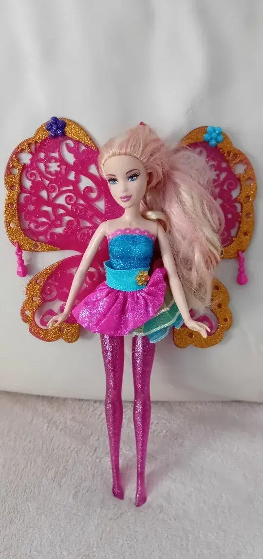 Sběratelská Barbie zn. Mattel s křídly