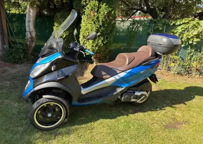 Piaggio MP3 500 LT