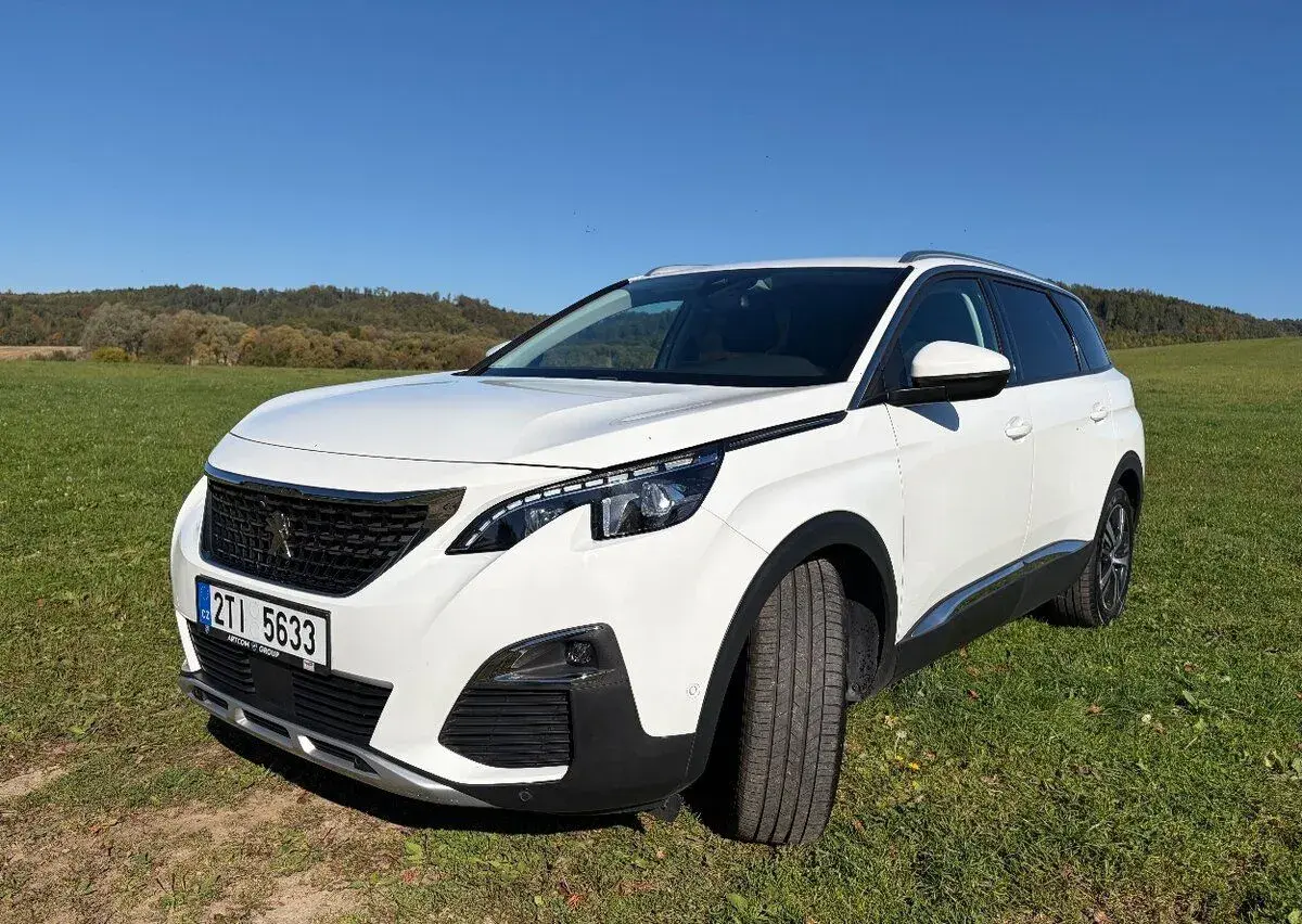 Peugeot 5008 – 2023, 150 000 km