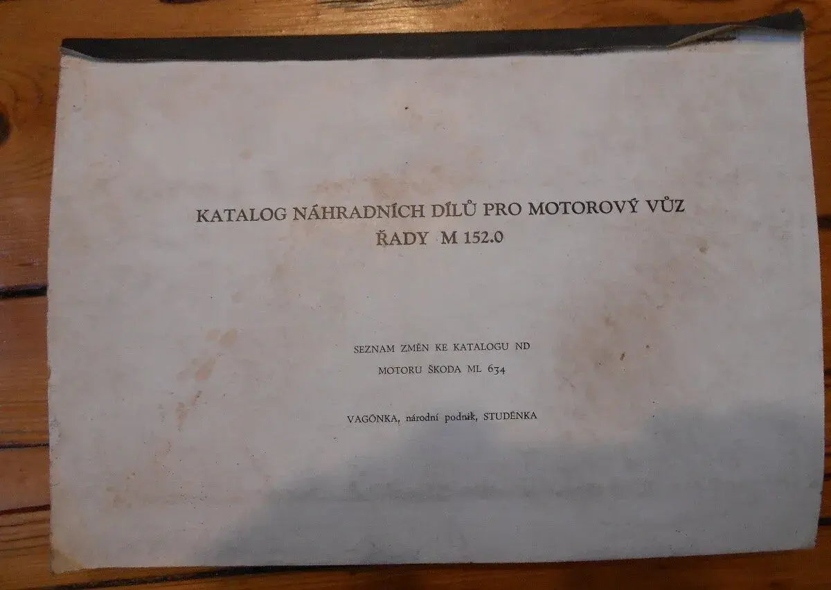 Katalog náhradních dílů pro motorový vůz řady M 152.
