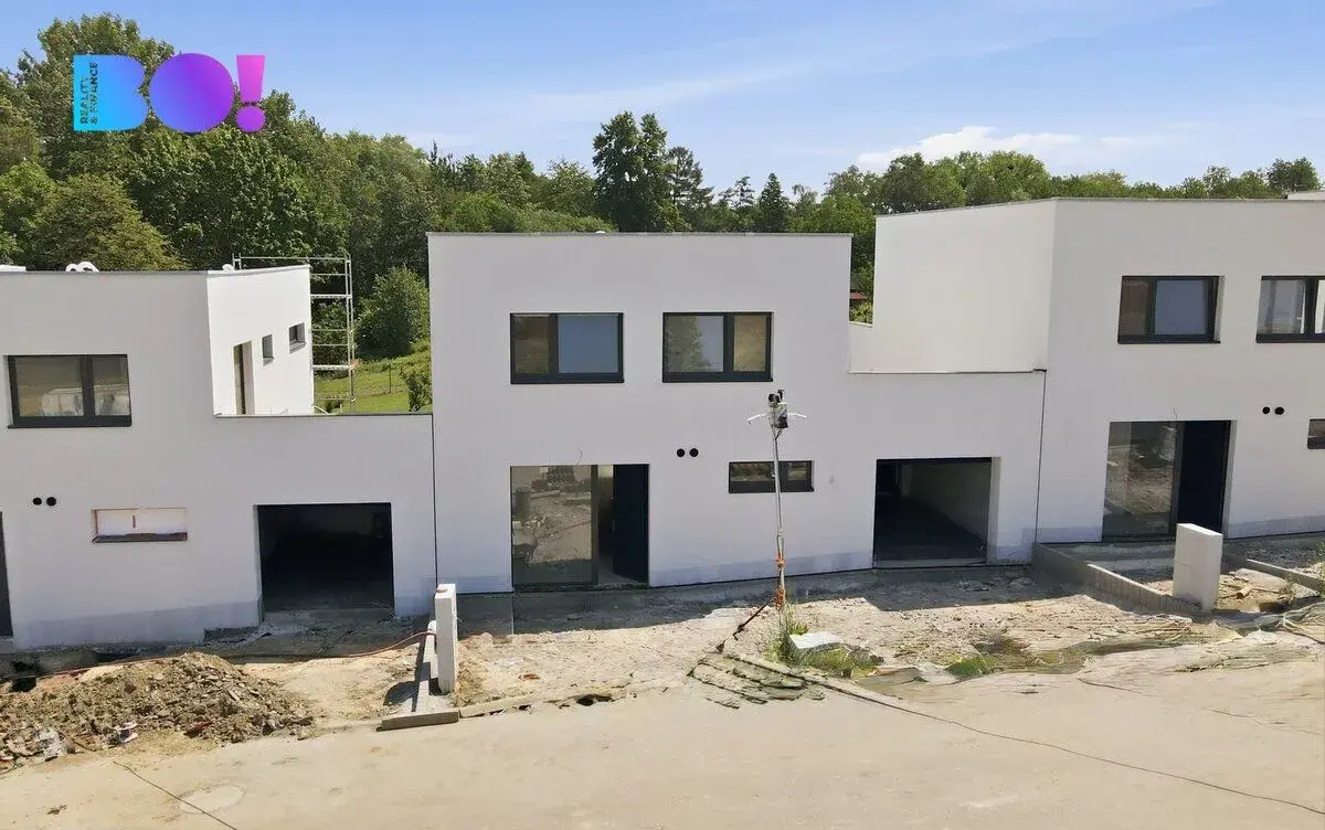 Prodej moderní novostavby řadového domu 200 m² s pozemkem 29