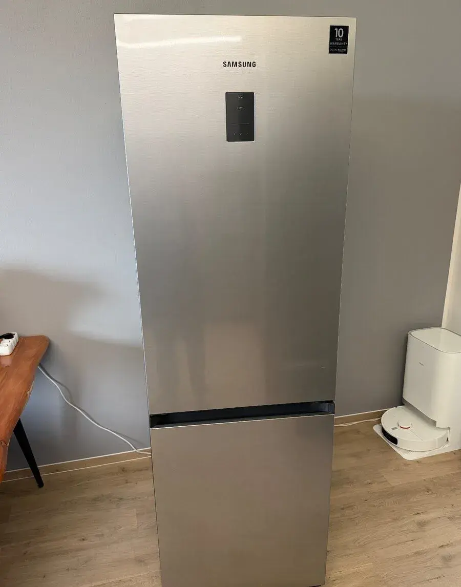 Samsung No Frost 340 l – plně funkční kombinovaná lednice