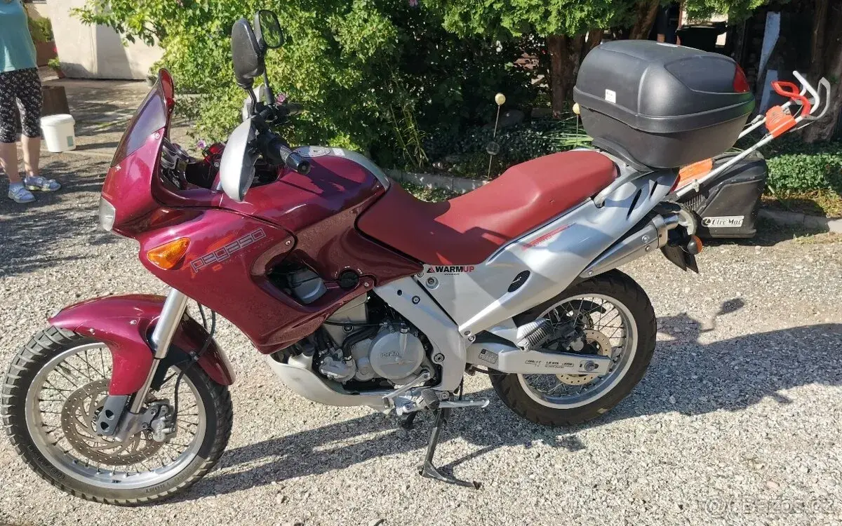 Aprilia Pegaso 650