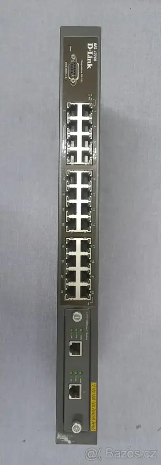 D-Link DES-1226R s 2portovým Gbit modulem