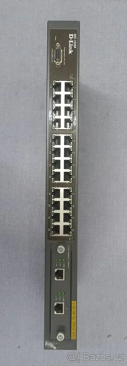 D-Link DES-1226R s 2portovým Gbit modulem