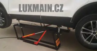 Mobilní zvedák hever na auto do 2,5 tuny - Luxmain L520E