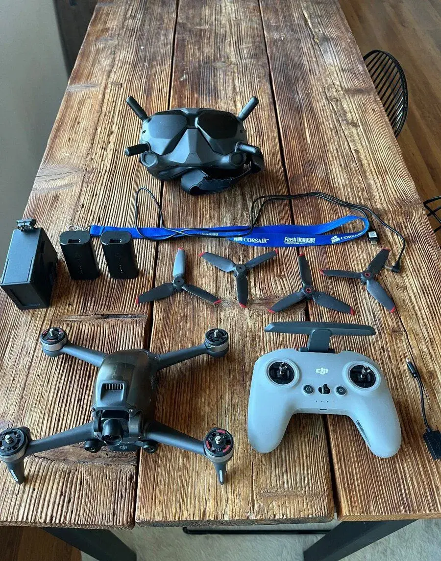 DJI FPV DRON - zcela novy