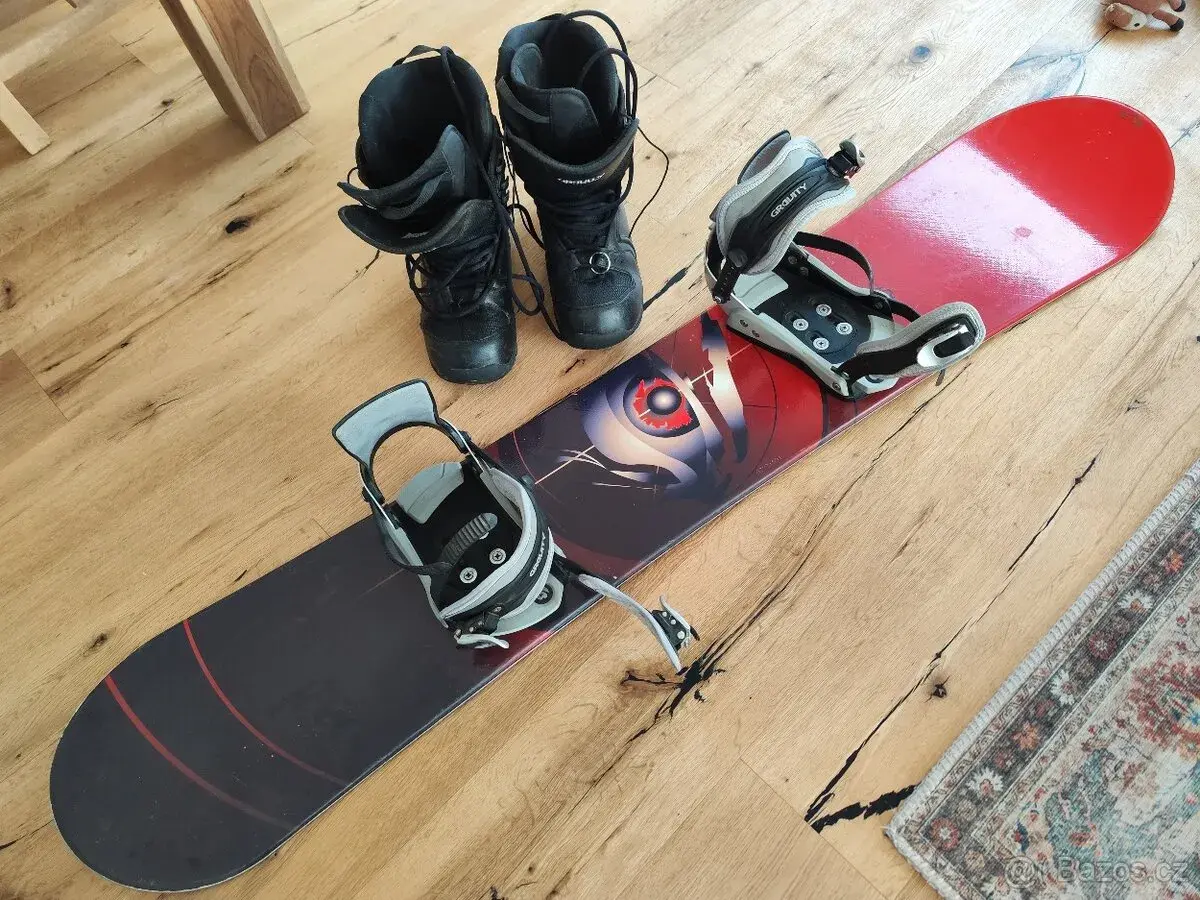 Snowboard Gravity Vision 165cm + boty 47/US13