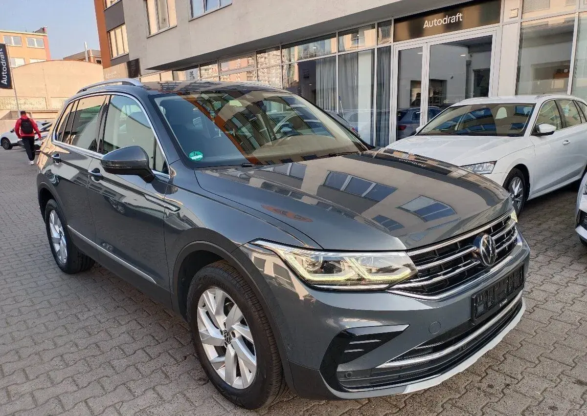 Volkswagen Tiguan – 2023, 135 591 km