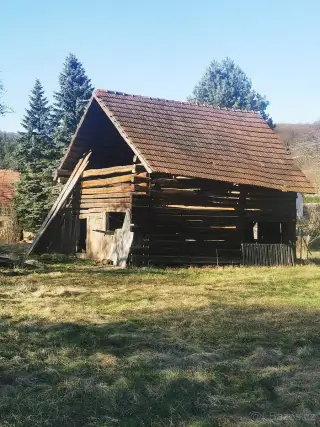 stodola, vč. střešní tašky