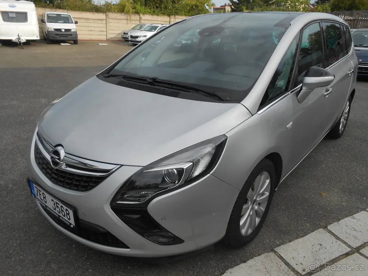 Opel Zafira – 2012