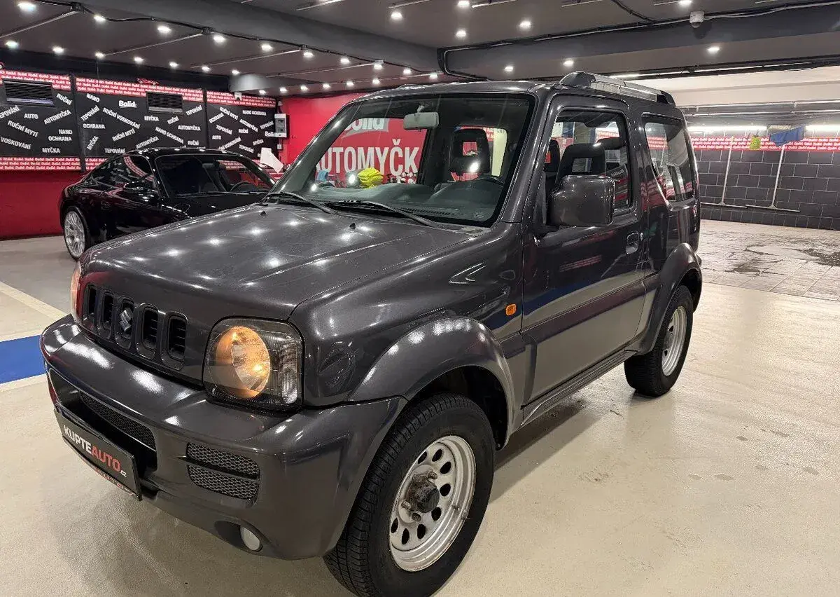 Suzuki Jimny – 2011, 165 000 km