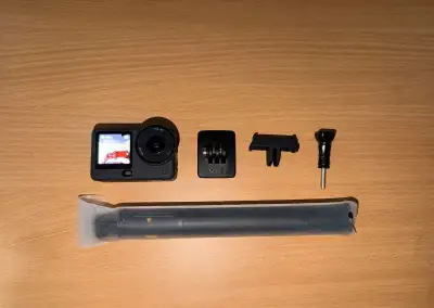 Dji Action 6 + 1,5m selfie tyč - jako NOVÉ