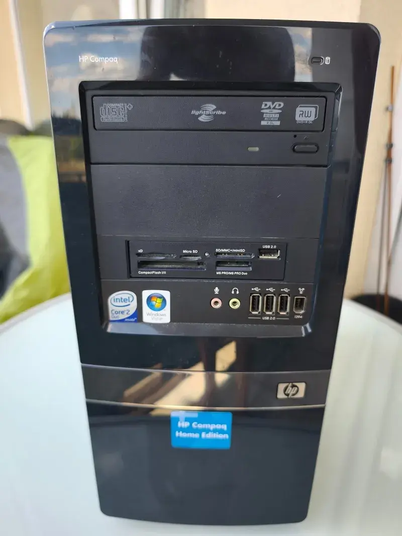 HP Compaq - grafická karta,procesor s chladičem,power supply