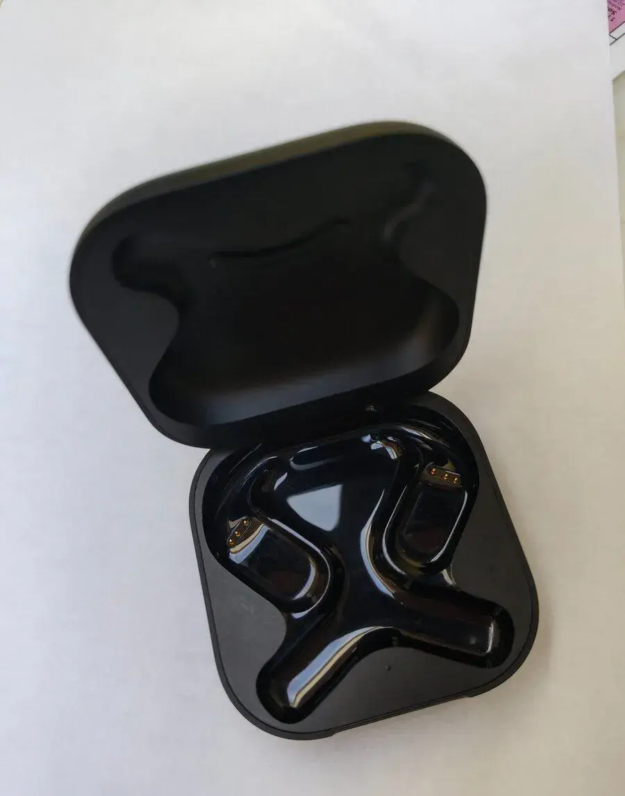 Nabíjecí krabička pro Shokz OpenFit
