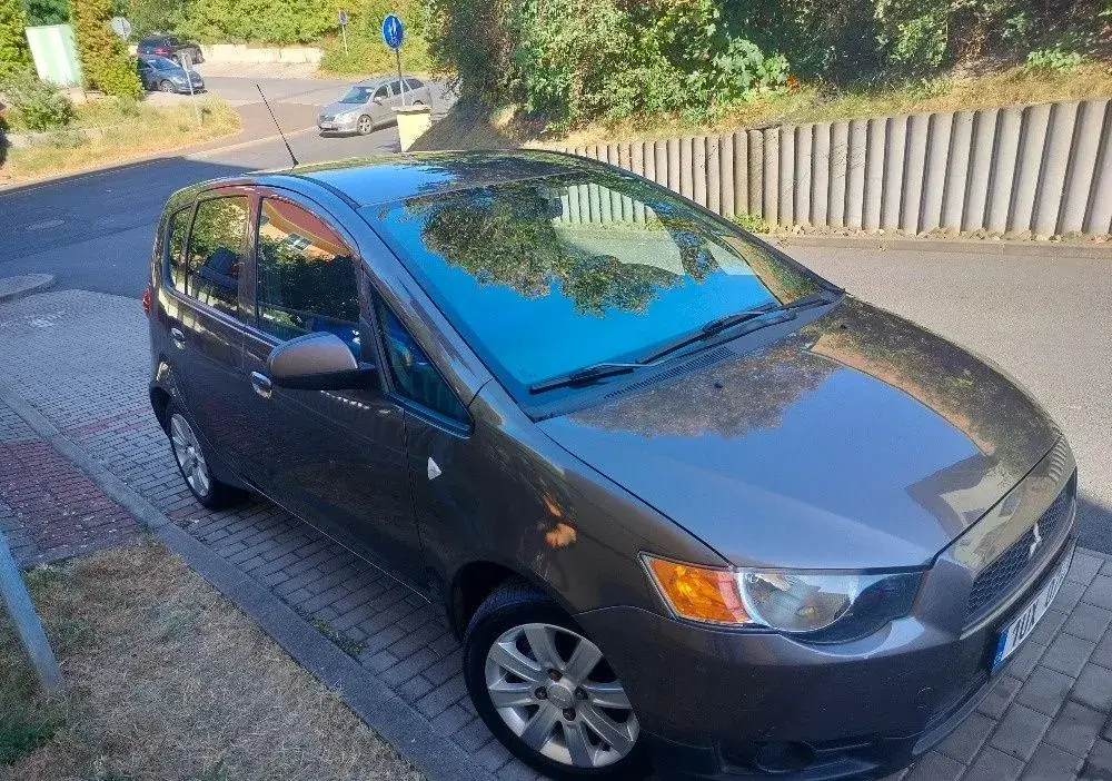 Mitsubishi Colt – 2027, 144 000 km
