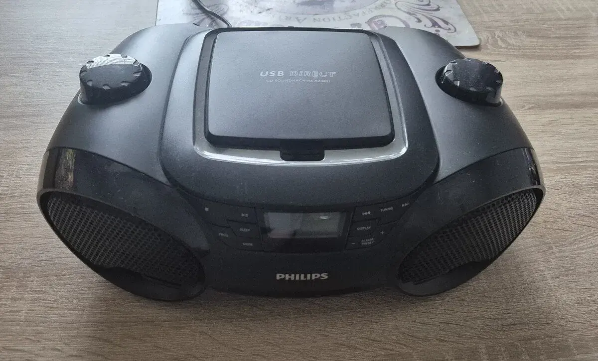 přenosný Philips AZ3831/12