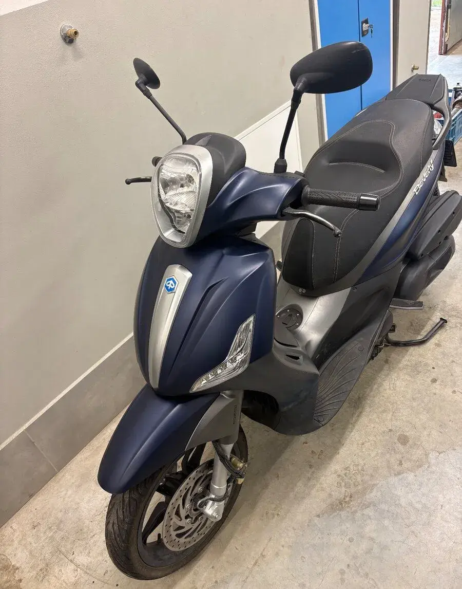 Piaggio Beverly 350