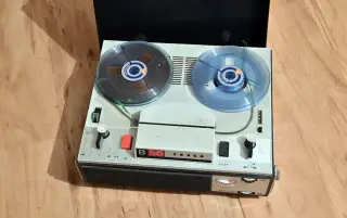 Retro magnetofon Tesla B56 Stereo