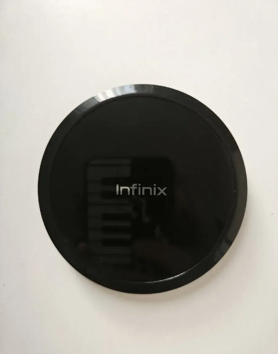 Nabíječka Infinix Wireless FastCharge Pad 15W XWC01 Černá