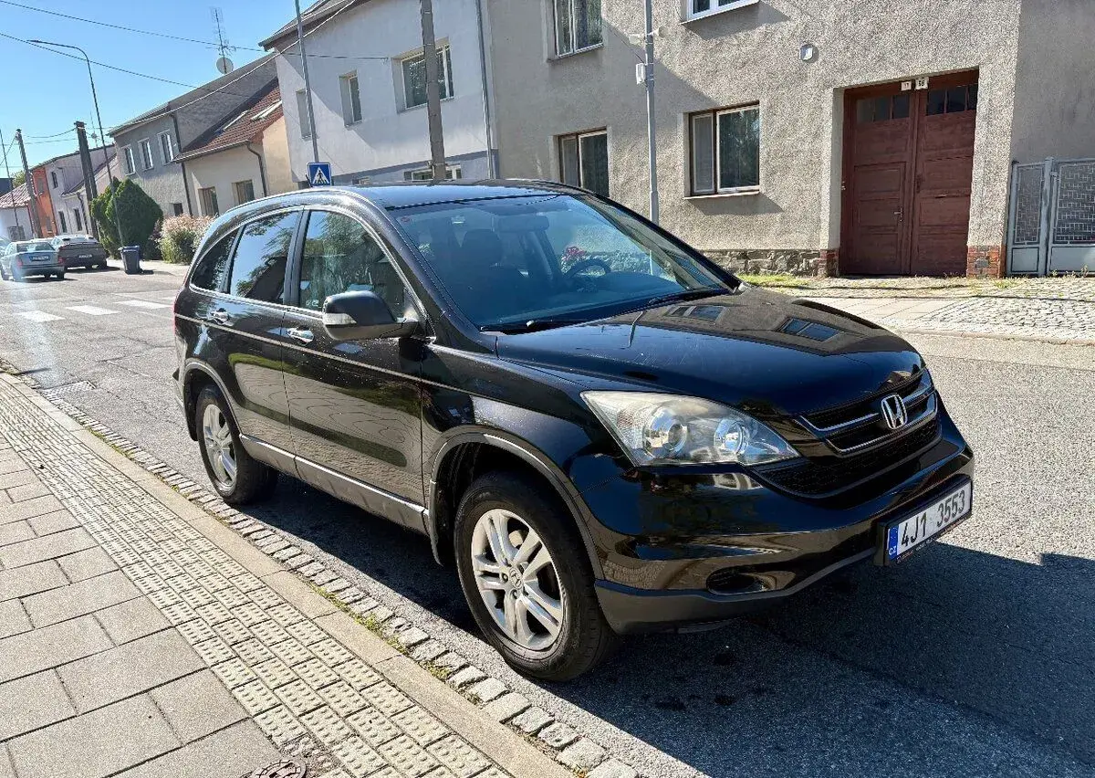 Honda CR-V – 2011, 179 000 km