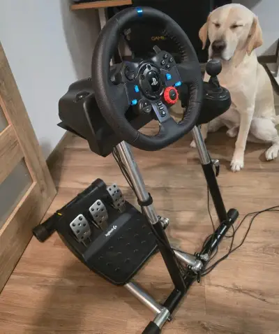 Volant/pedály Logitech G29 + radící páka a stojan
