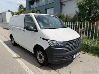 Volkswagen Transporter – 2020, 124 000 km