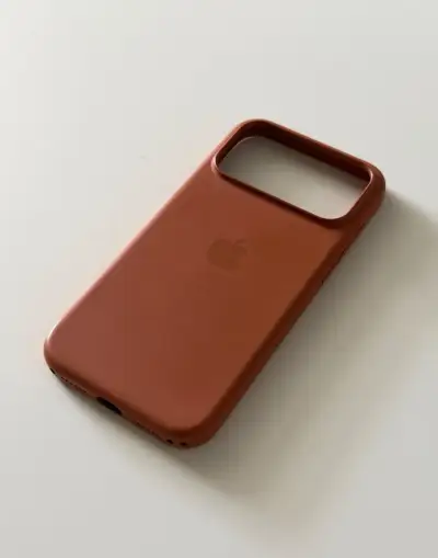Originální silikonový kryt na iPhone 17 Pro Max