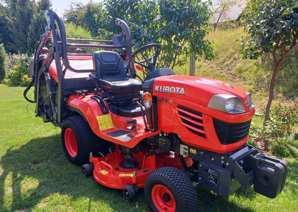 Zahradní traktor Kubota G23-II HD