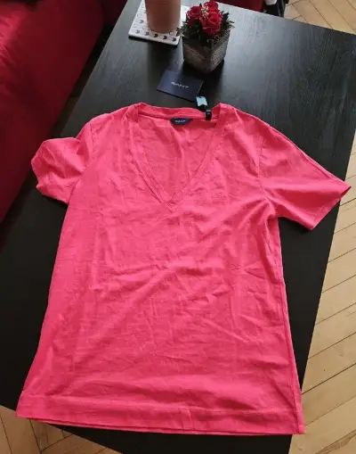 Dámské triko Gant vel XS