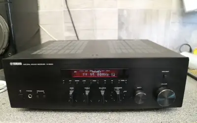 Receiver Yamaha R-S300