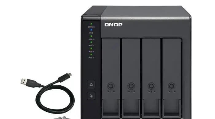 QNAP TR-004