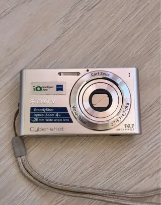 Sony Cyber-shot DSC-W320 – Carl Zeiss, 14,1 Mpx