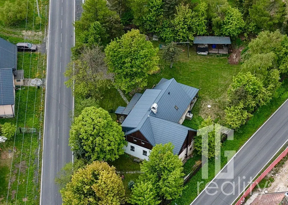 Prodej domu 211 m² s pozemkem 1 458 m², Klíny, okres Most