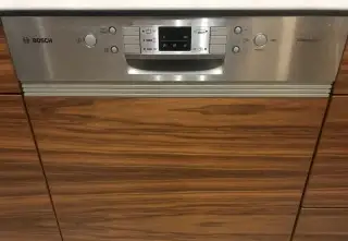 Vestavná myčka Bosch 60cm 3 koše
