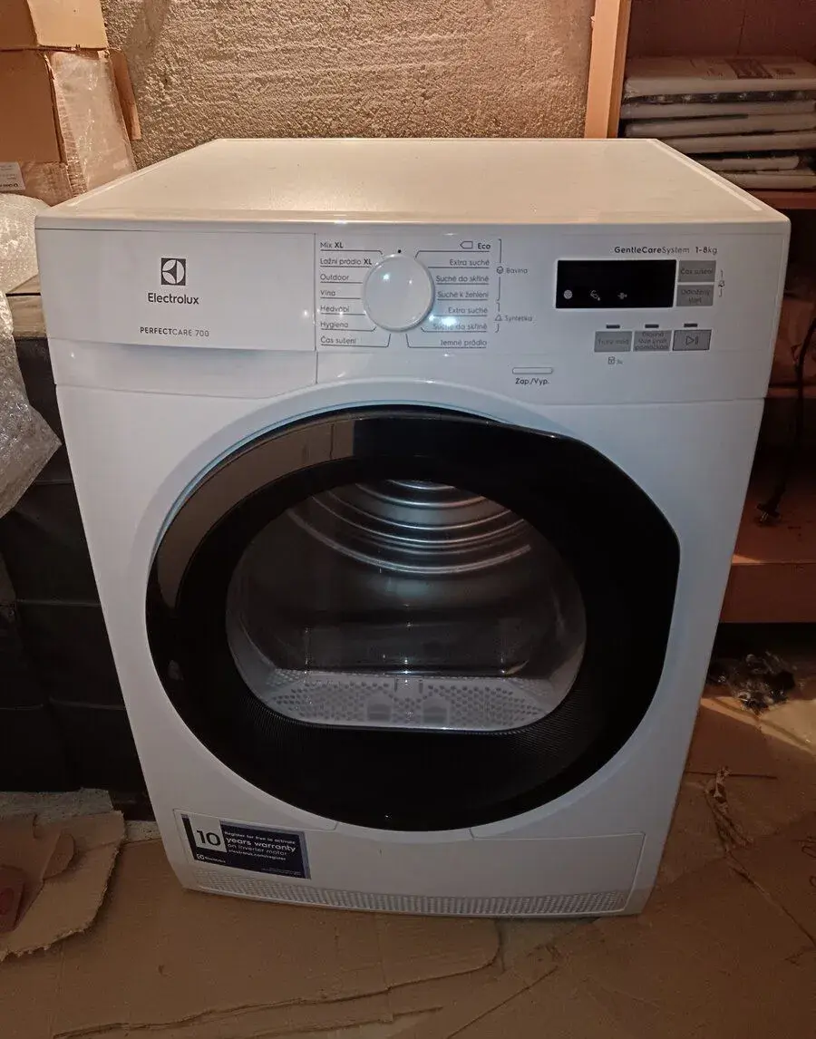 Sušička prádla Electrolux PerfectCare 700, 8 kg, nepoužitá,