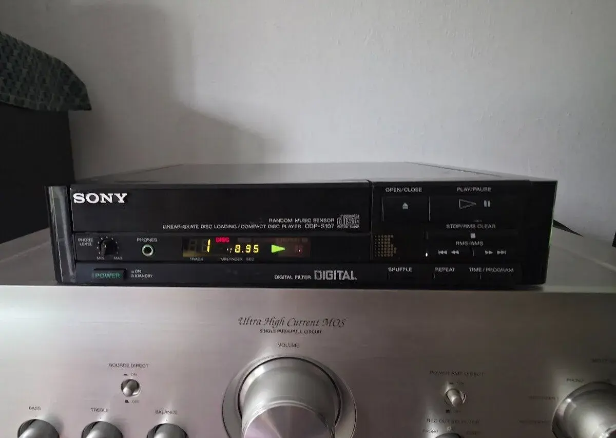 SONY CDP S 107