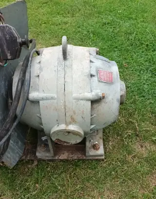 Hliníkový elektromotor AEG 3,8kW