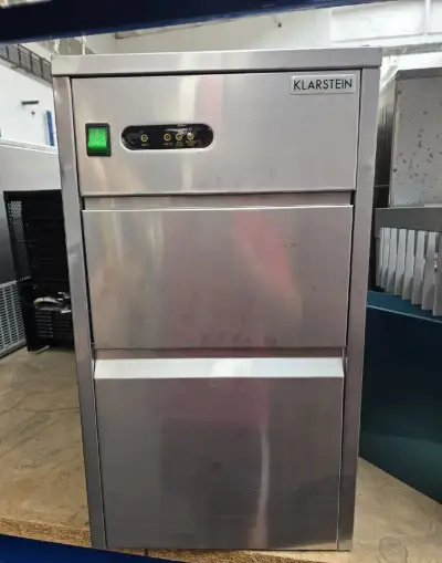 Vyrobnik ledu 20kg/24 hod