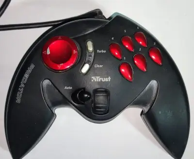 Gamepad Trust Predator USB