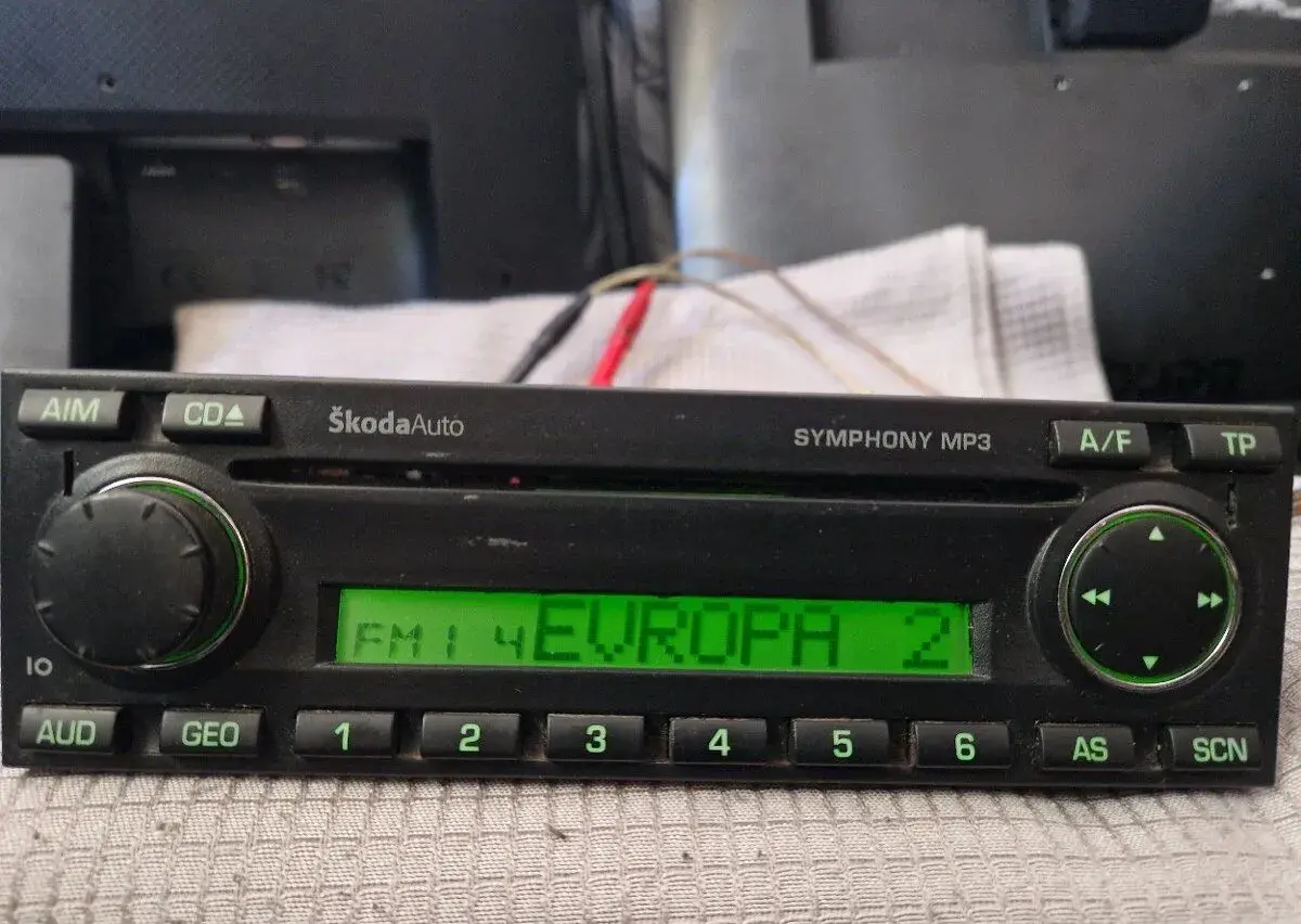 Originální autorádio SKODA Symphony CD Octavia MP3