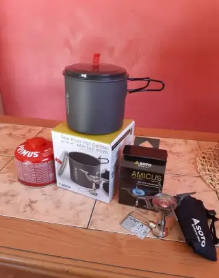 NOVÝ ultralehký set SOTO New River Pot Combo + vařič Amicus