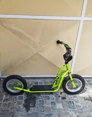 Dětská koloběžka Yedoo One 12"