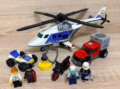 Lego City 60243 Pronásledování s policejní helikoptérou